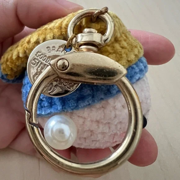 Handmade Crochet Bag Charm/Key Chain - Picture 4 of 5